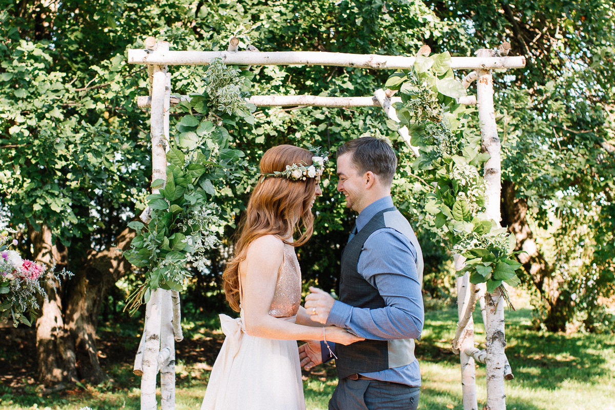 Backyard Cottage Wedding in Bobcaygeon Ontario - Haliburton and Muskoka ...